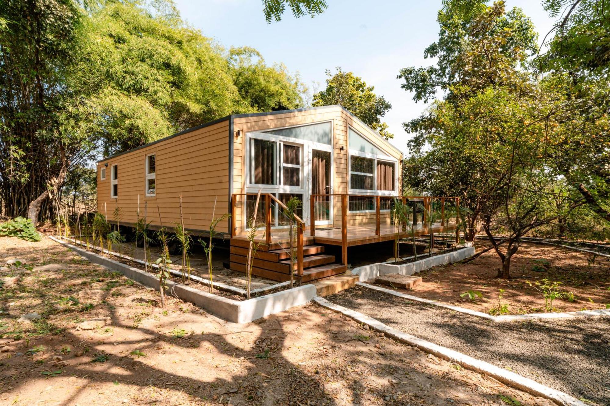 Hotel Treebo Premium Mowgli'S Den, Pench Khawāsa Exterior foto