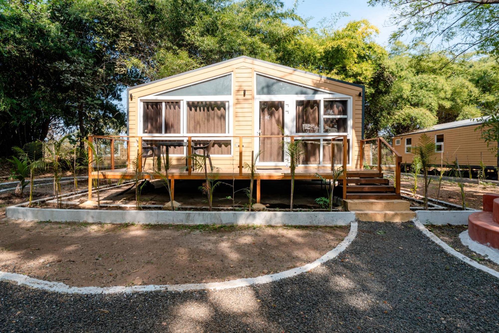 Hotel Treebo Premium Mowgli'S Den, Pench Khawāsa Exterior foto